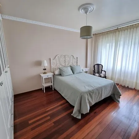 Apartamento Piso De 3 A 3 Minutos De La Playa. *